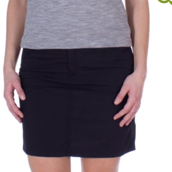 Patagonia Solimar 16" Skirt Black 4 NWT and in packaging - Picture 1 of 9